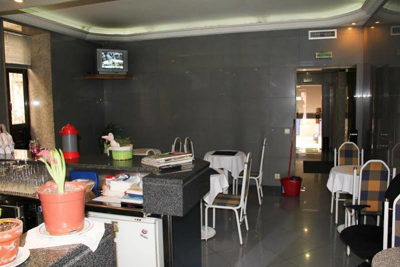 Portucalense Acomodação com café da manhã Porto Exterior foto