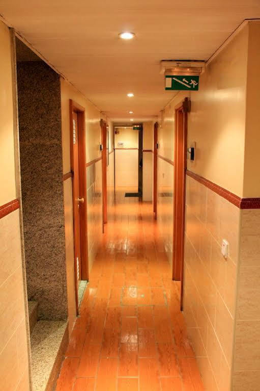 Portucalense Acomodação com café da manhã Porto Exterior foto